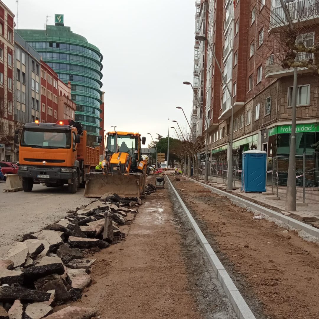  Avanzan las obras del tramo del carril bici de la calle Vitoria